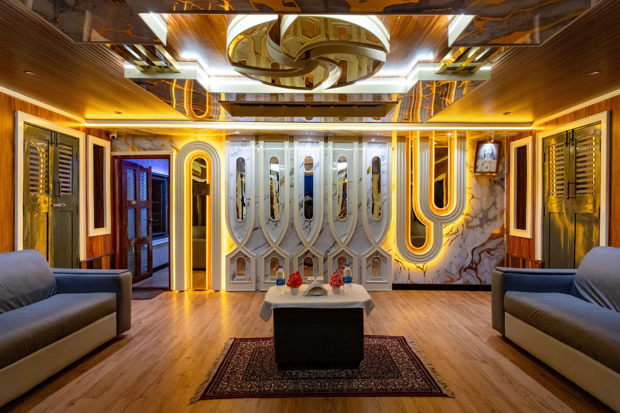Houseboat for private stays on Kerala backwaters
